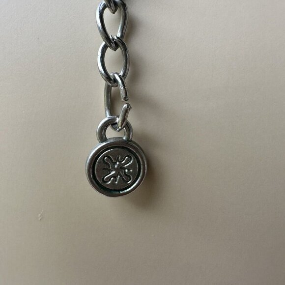 Vera Wang Necklace Faceted Smoke Glass Saucer Cluster Silver Tone Metal 20"‎ - Picture 6 of 8